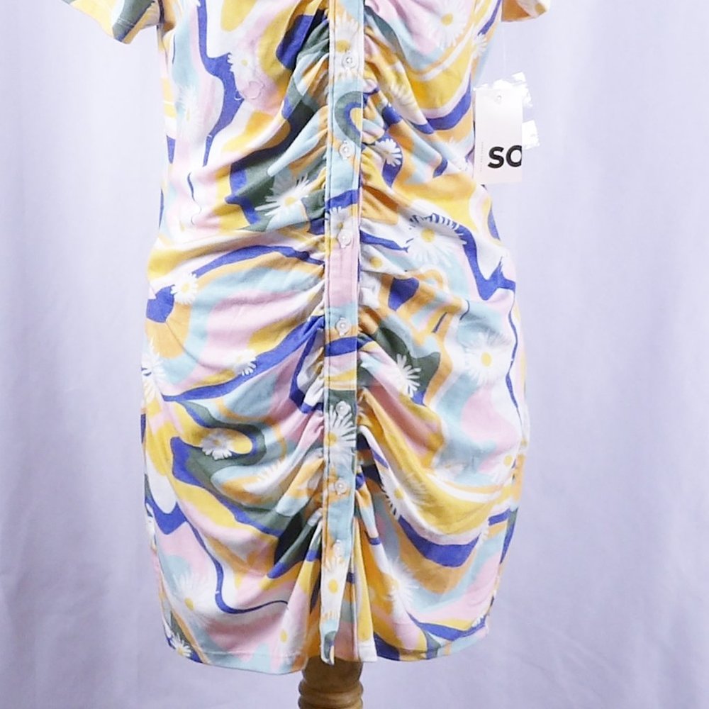 SO Ruched Button Down Juniors Bodycon Dress Retro Look Floral Print NWT - Picture 5 of 8